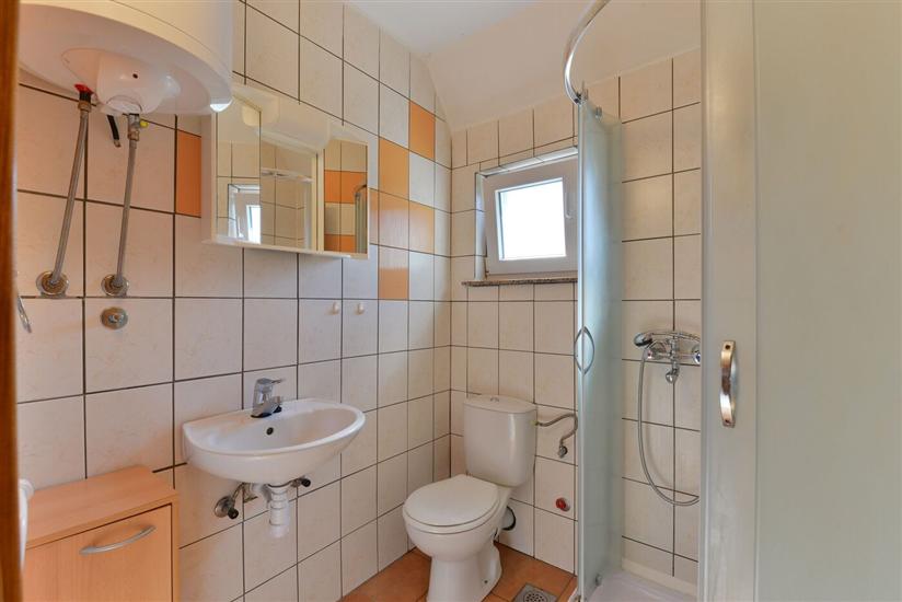 Apartment A1, for 6 persons