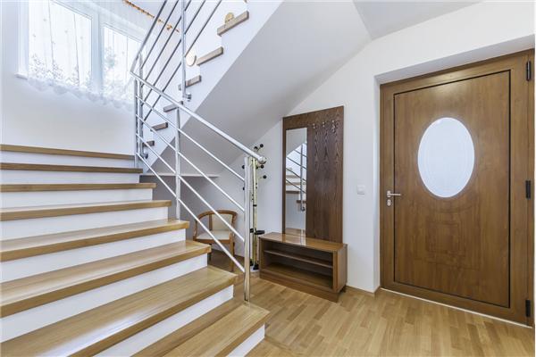 House K1, for 12 persons