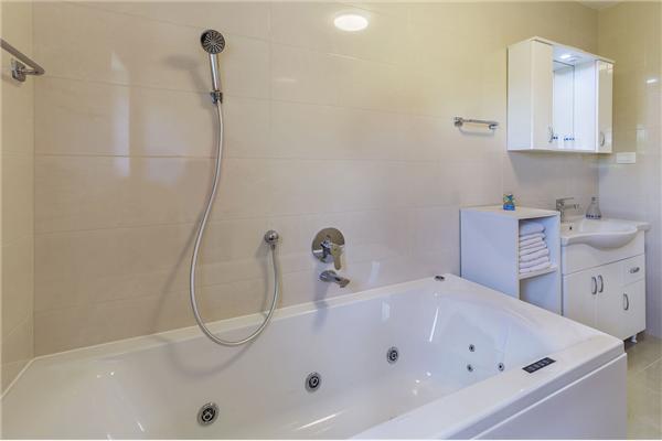 House K1, for 12 persons