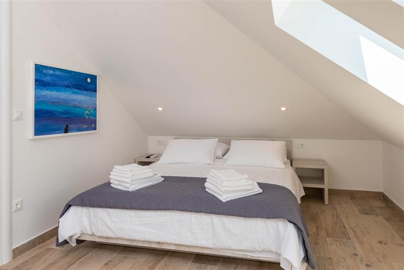 House K1, for 8 persons