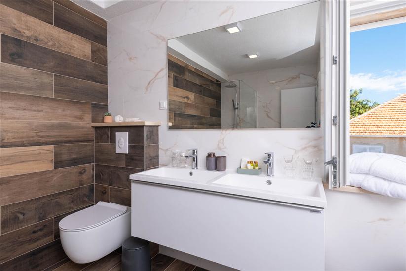 House K1, for 8 persons