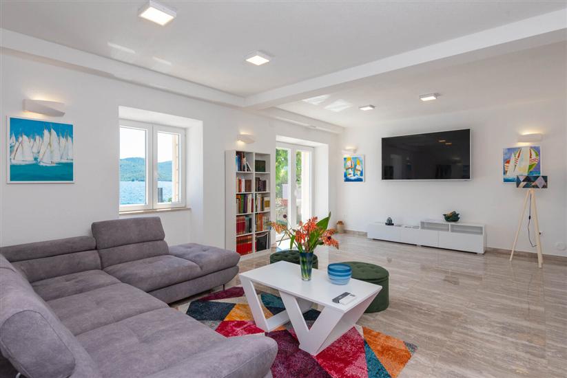 House K1, for 8 persons