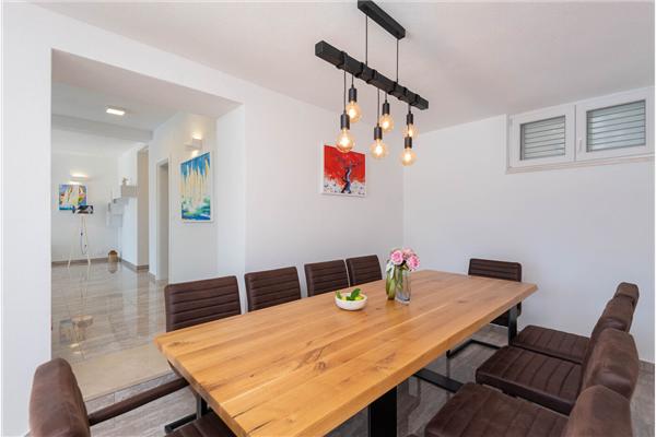 House K1, for 8 persons