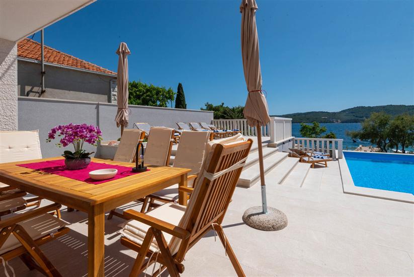 House K1, for 8 persons