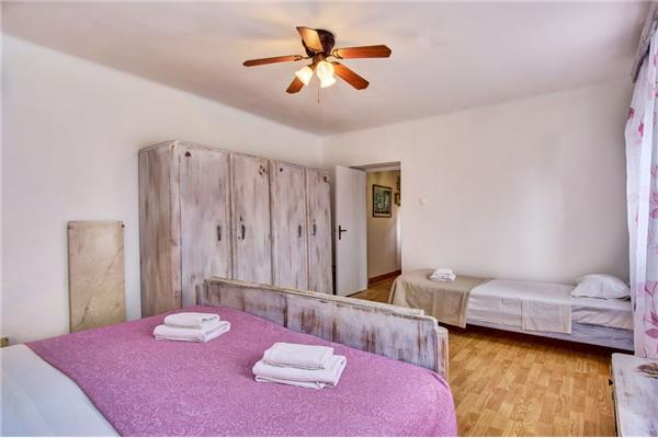 House K1, for 5 persons