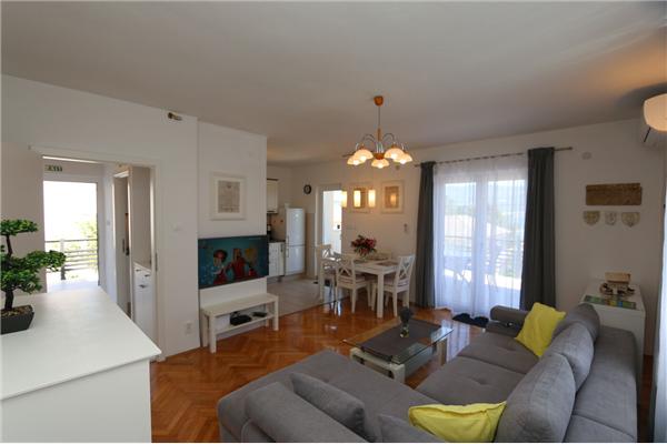 Apartment A1, for 4 persons