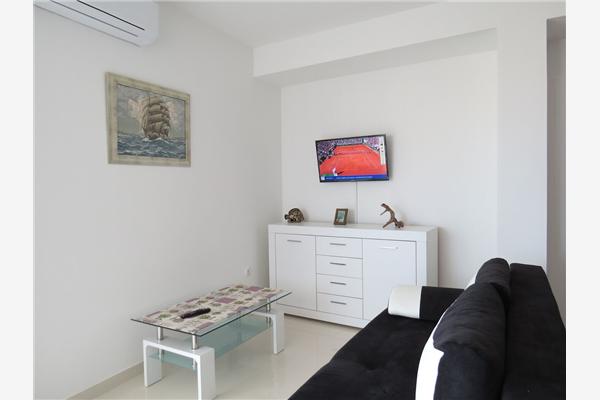 Apartment A1, for 6 persons
