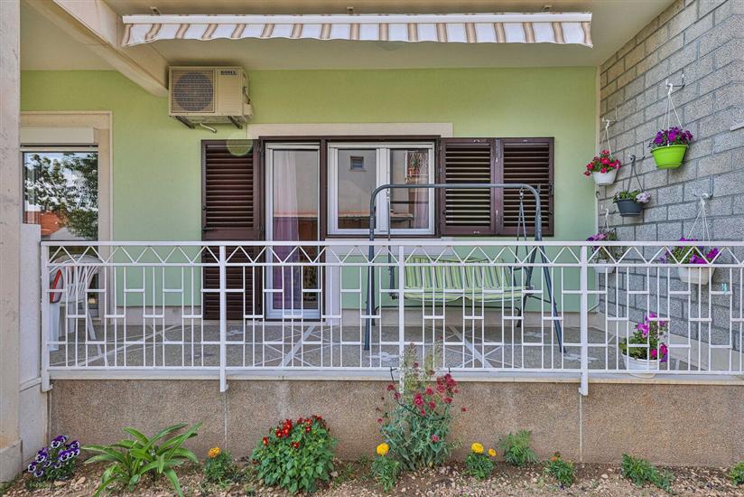 Apartment 3M