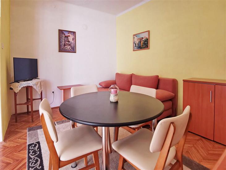 Apartment A1, for 4 persons