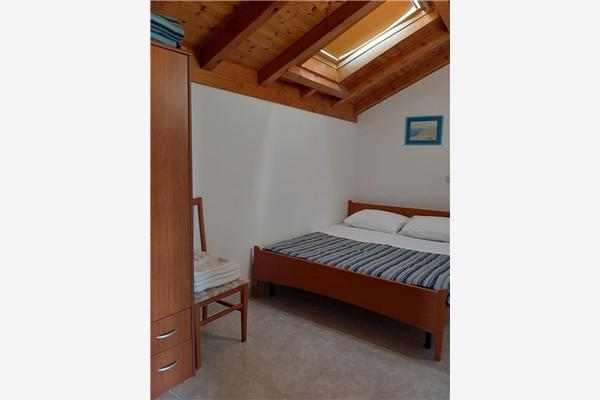 Apartment A2, for 5 persons