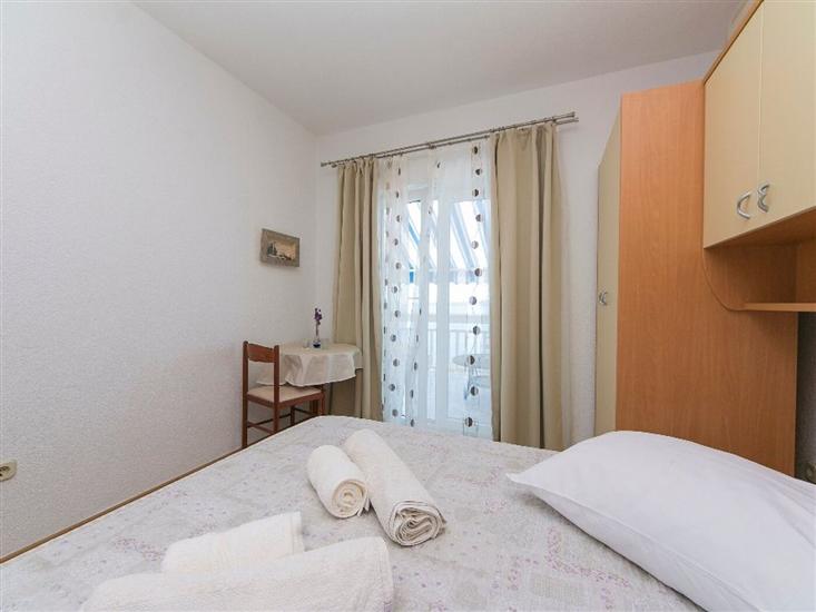 Apartment A1, for 7 persons