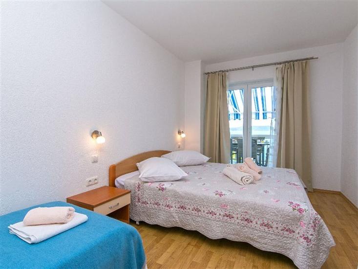 Apartment A1, for 7 persons