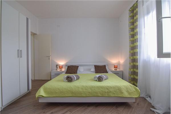 Apartment A1, for 8 persons