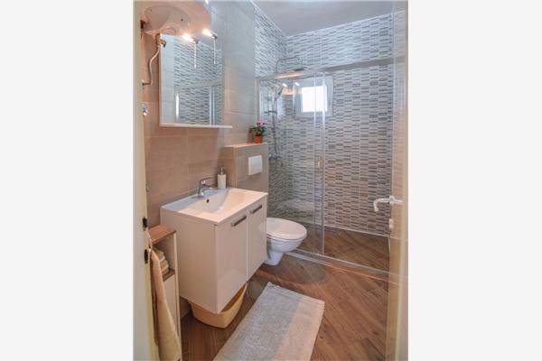 Apartment A1, for 8 persons