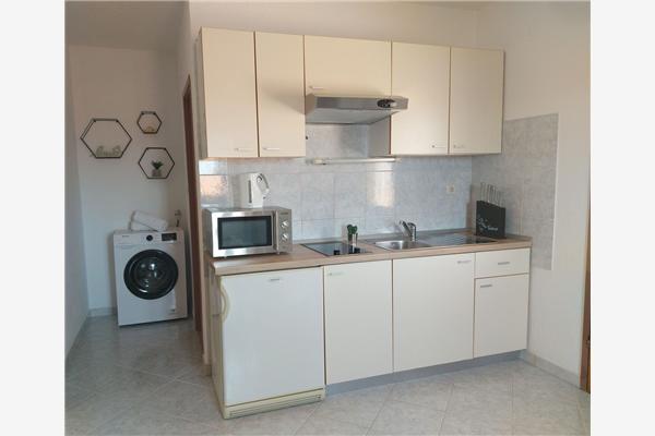 Apartman A2, za 4 osoba/e