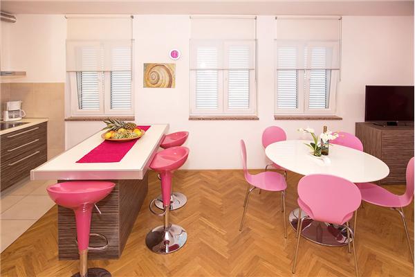 Apartman A2, za 5 osoba/e