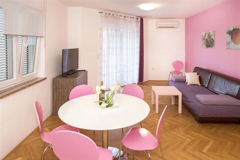 Apartman A2, za 5 osoba/e