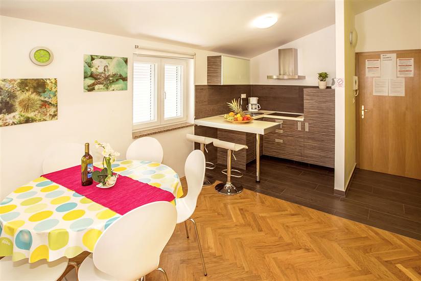 Apartman A5, za 6 osoba/e