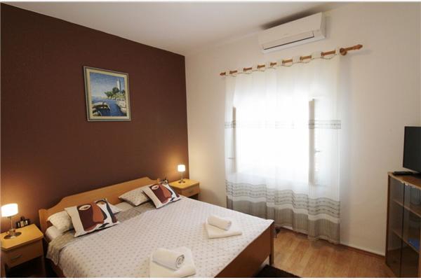 Apartment A1, for 3 persons