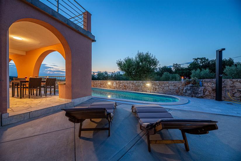 House K1, for 10 persons