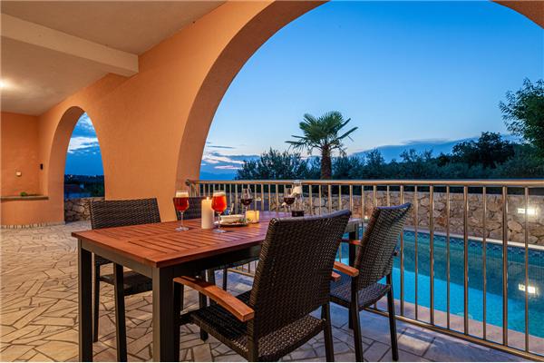 House K1, for 10 persons