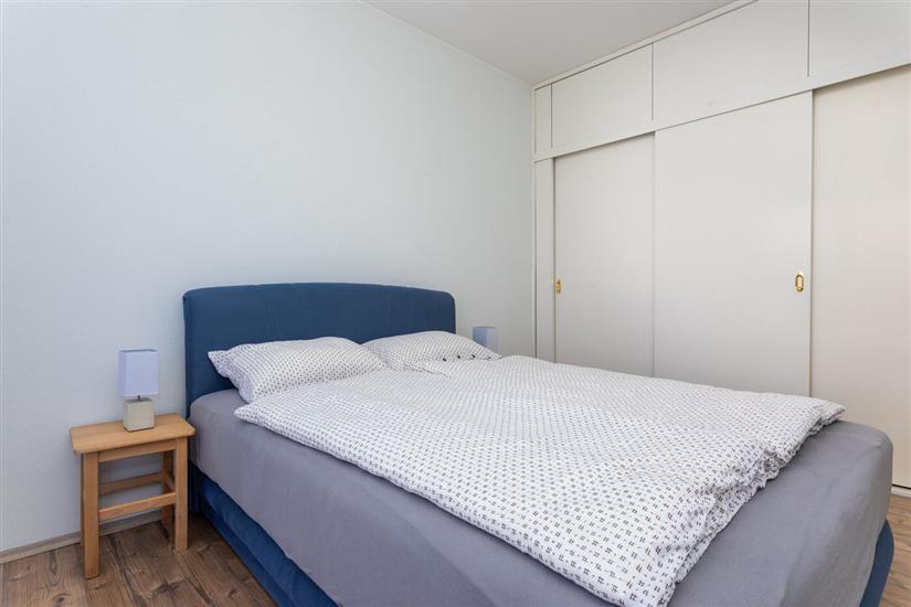 House K1, for 10 persons