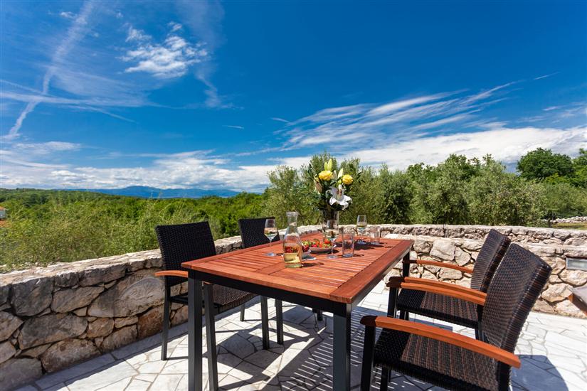 House K1, for 10 persons