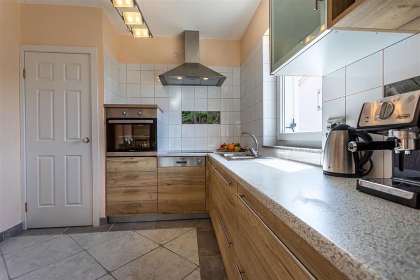 House K1, for 10 persons