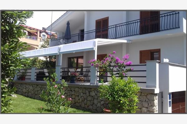 Apartman A1, na 9 osebe