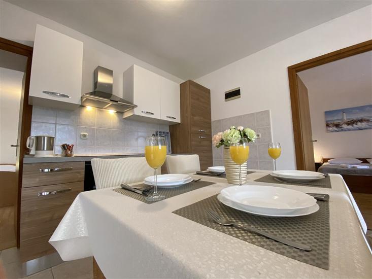 Apartment A1, for 6 persons