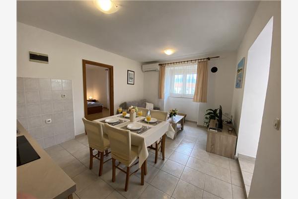 Apartment A1, for 6 persons