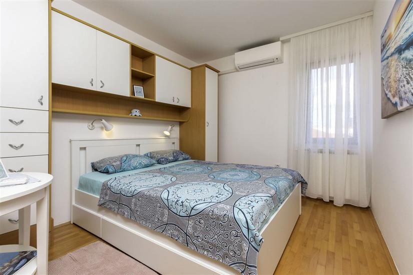 Apartment A2, for 8 persons