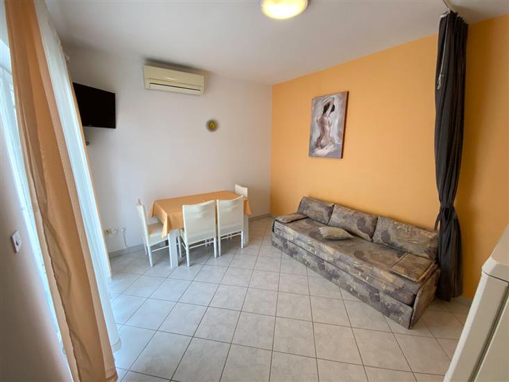 Apartment A2, for 4 persons