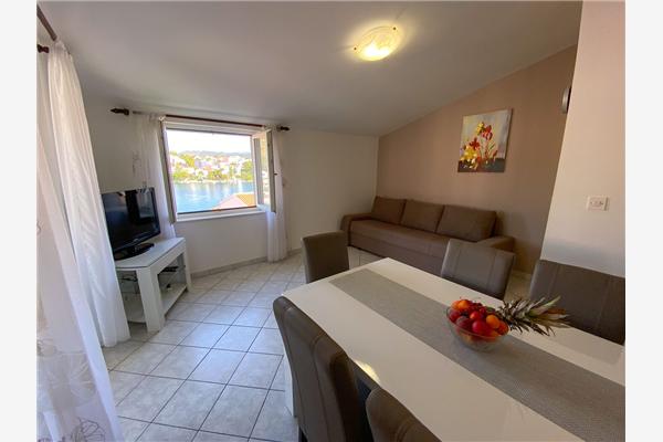 Apartment A4, for 6 persons