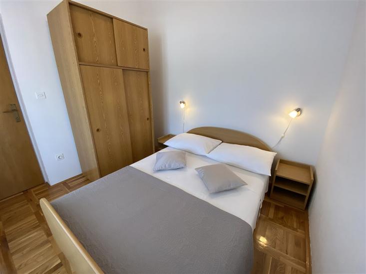 Apartment A4, for 6 persons