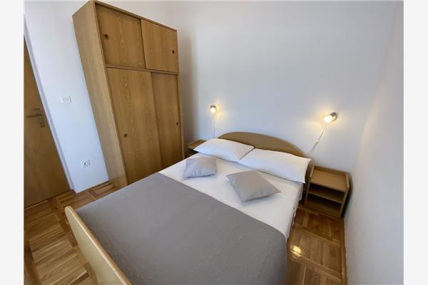 Apartment A4, for 6 persons