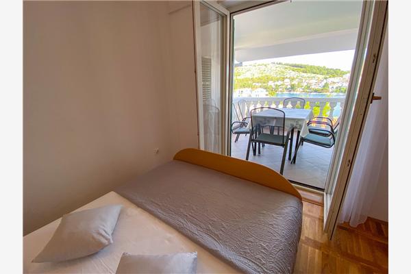 Apartment A4, for 6 persons