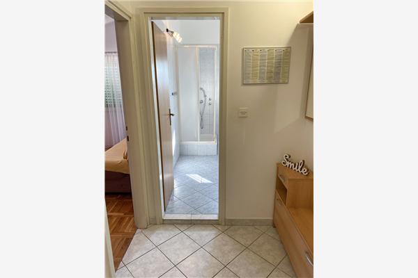 Apartment A4, for 6 persons