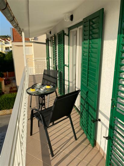 Apartment A5, for 5 persons