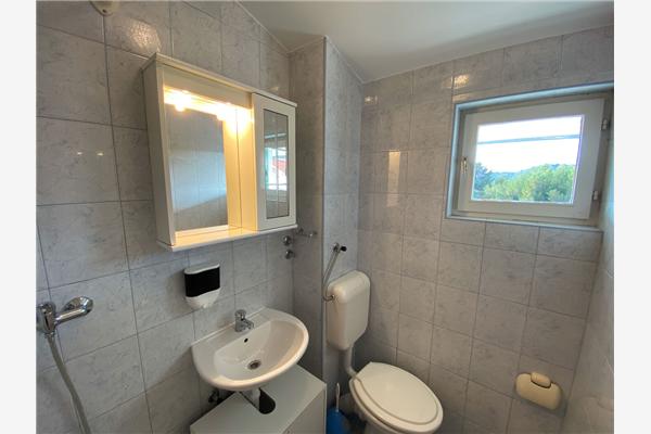 Apartment A5, for 5 persons