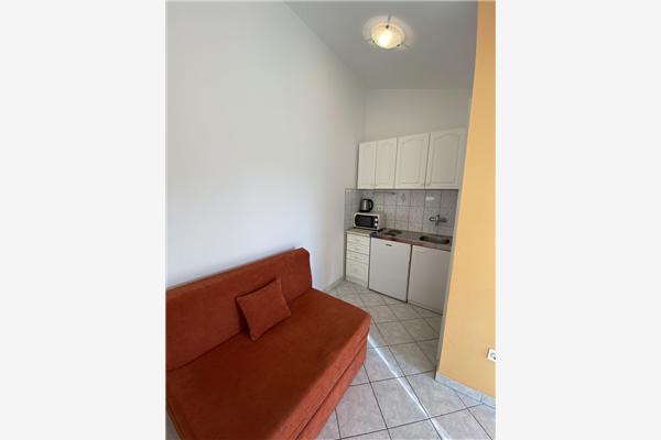 Apartment A5, for 5 persons