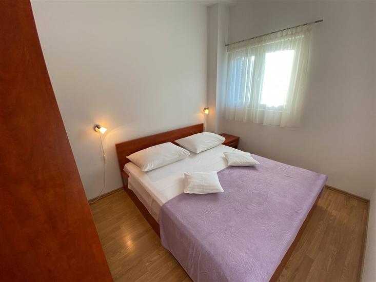 Apartment A6, for 6 persons
