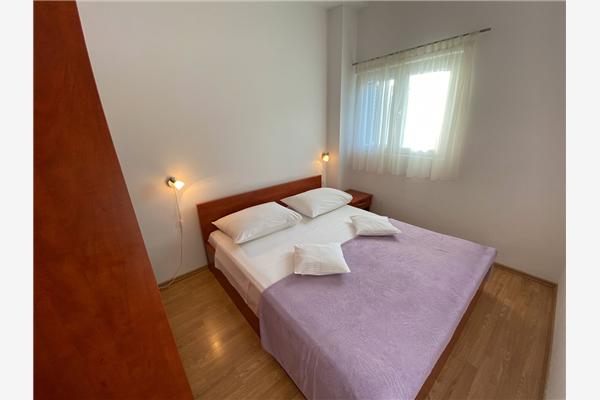 Apartment A6, for 6 persons