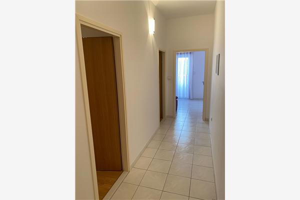 Apartment A6, for 6 persons