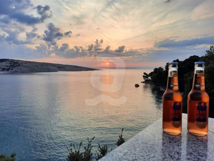 Apartmaji By the sea in Lopar