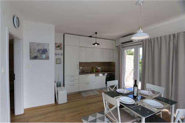 Apartman A2, na 6 osebe