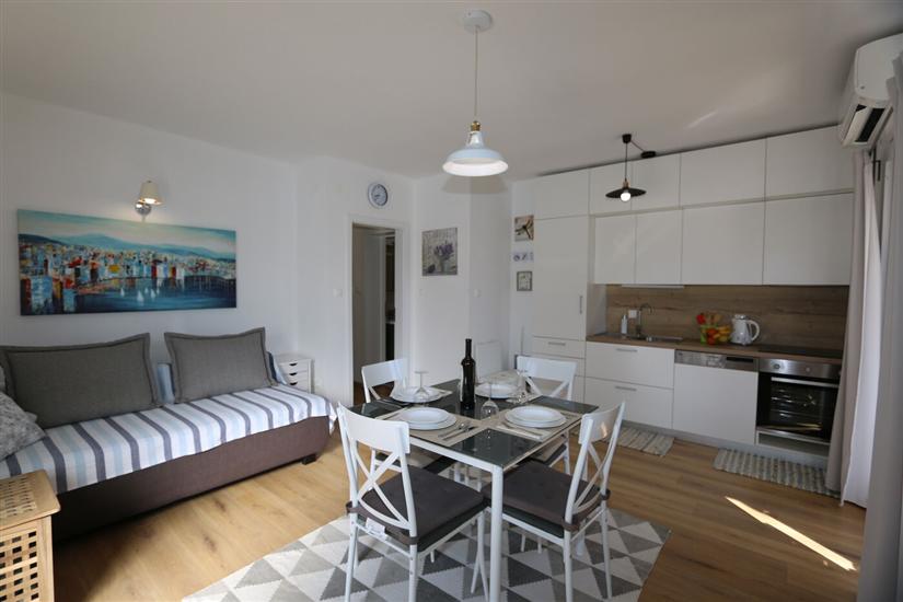 Apartman A2, na 6 osebe