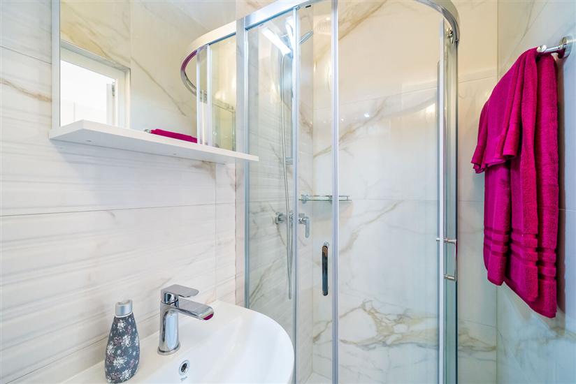 Room S2, for 2 persons