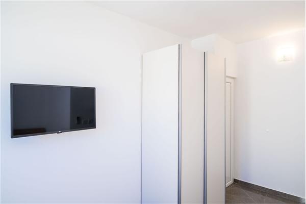 Room S2, for 2 persons