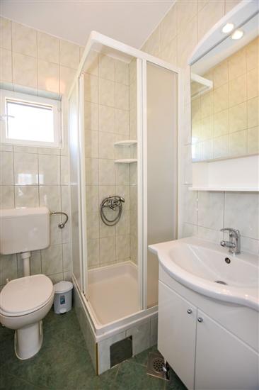 Apartment A2, for 5 persons